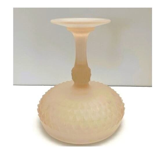 Vintage Pink Satin Indiana Glass Diamond Point Pattern Pedestal Candy Dish - Picture 2 of 6